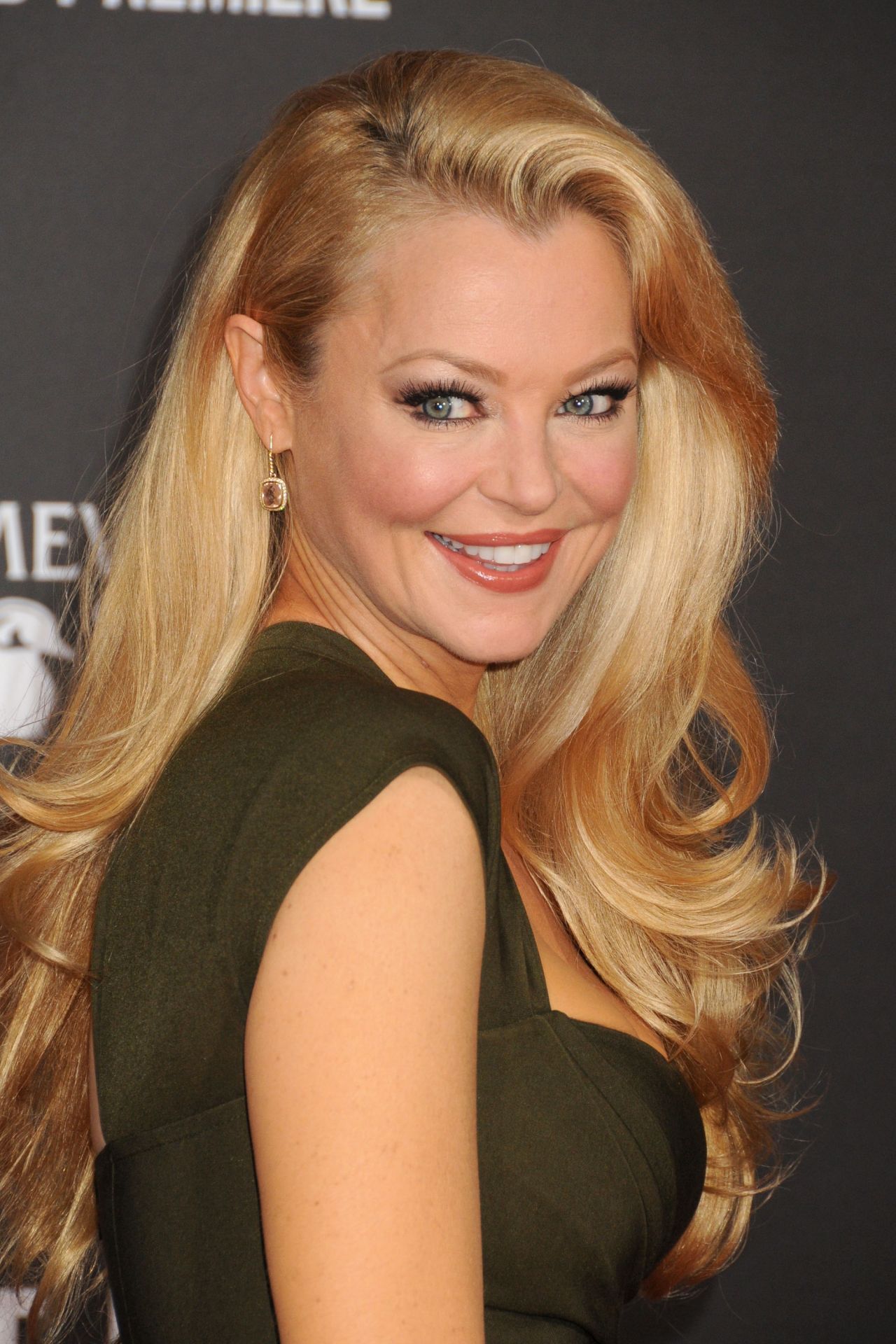 Charlotte Ross Charlotte Ross